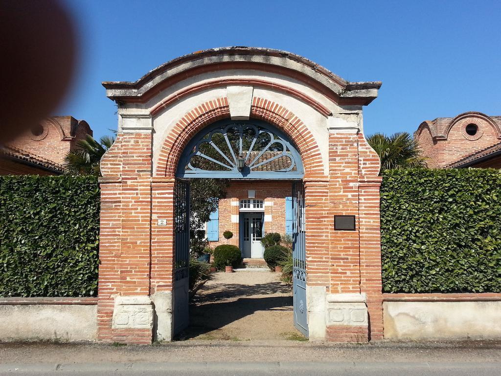 La Maison De L'Oenologue Poucharramet Номер фото
