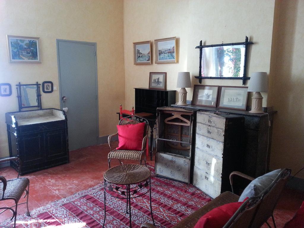 La Maison De L'Oenologue Poucharramet Номер фото