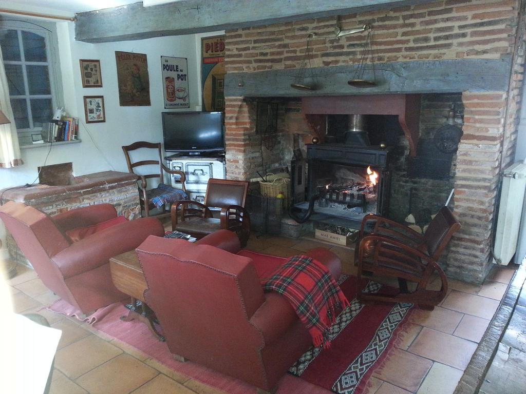 La Maison De L'Oenologue Poucharramet Экстерьер фото